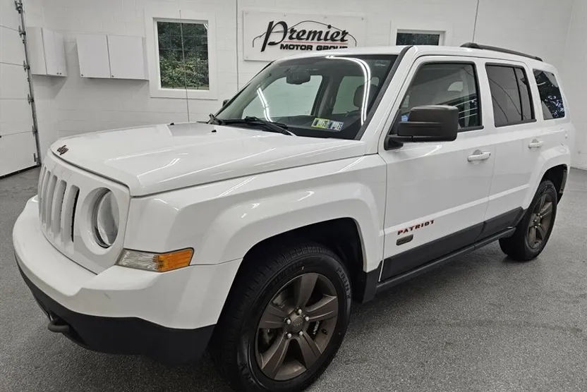 2017 Jeep Patriot Sport photo 1