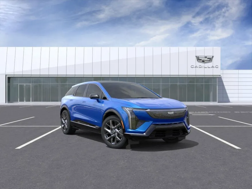 2025 Cadillac Optiq Luxury photo 1