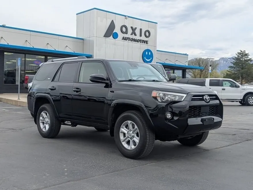 2024 Toyota 4Runner SR5 photo 1