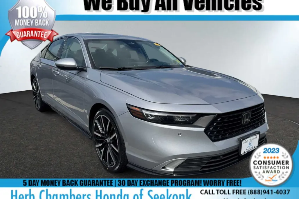 2023 Honda Accord Hybrid Touring photo 1