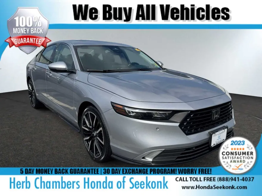 2023 Honda Accord Hybrid Touring photo 1