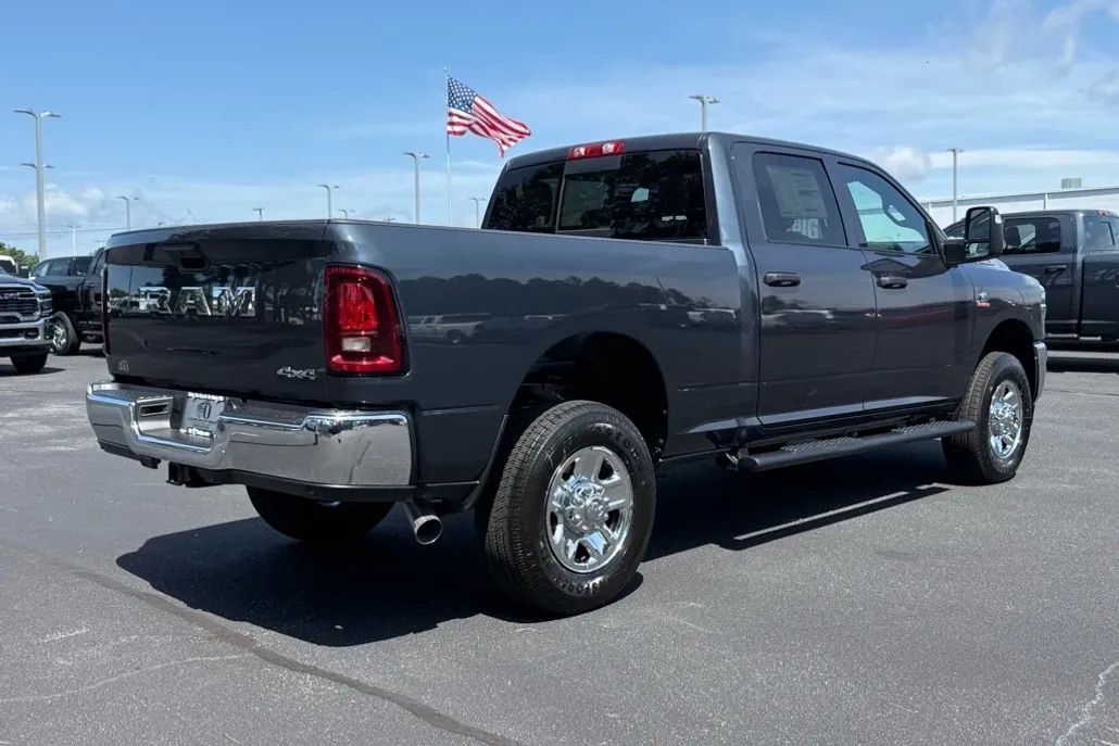 2025 Ram 2500 Tradesman photo 1