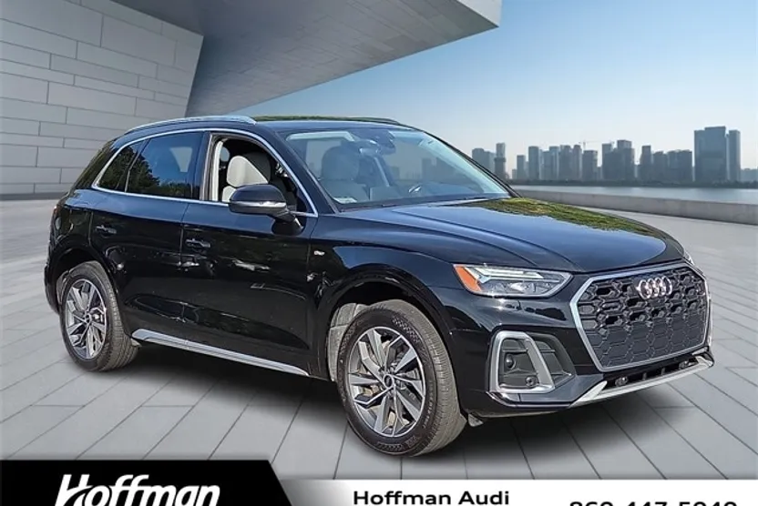 2023 Audi Q5 45 S line Premium photo 1
