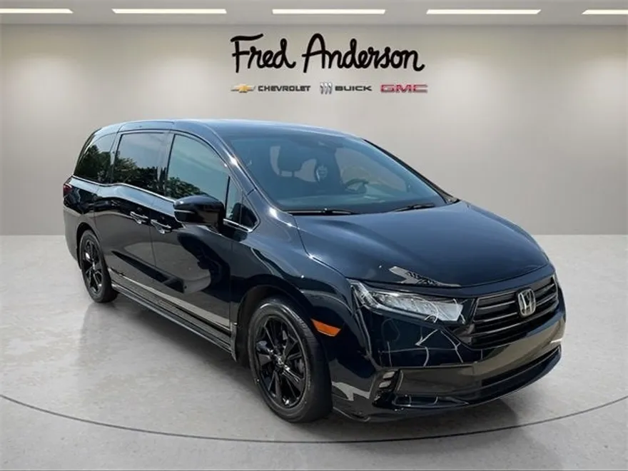 2023 Honda Odyssey Sport photo 1