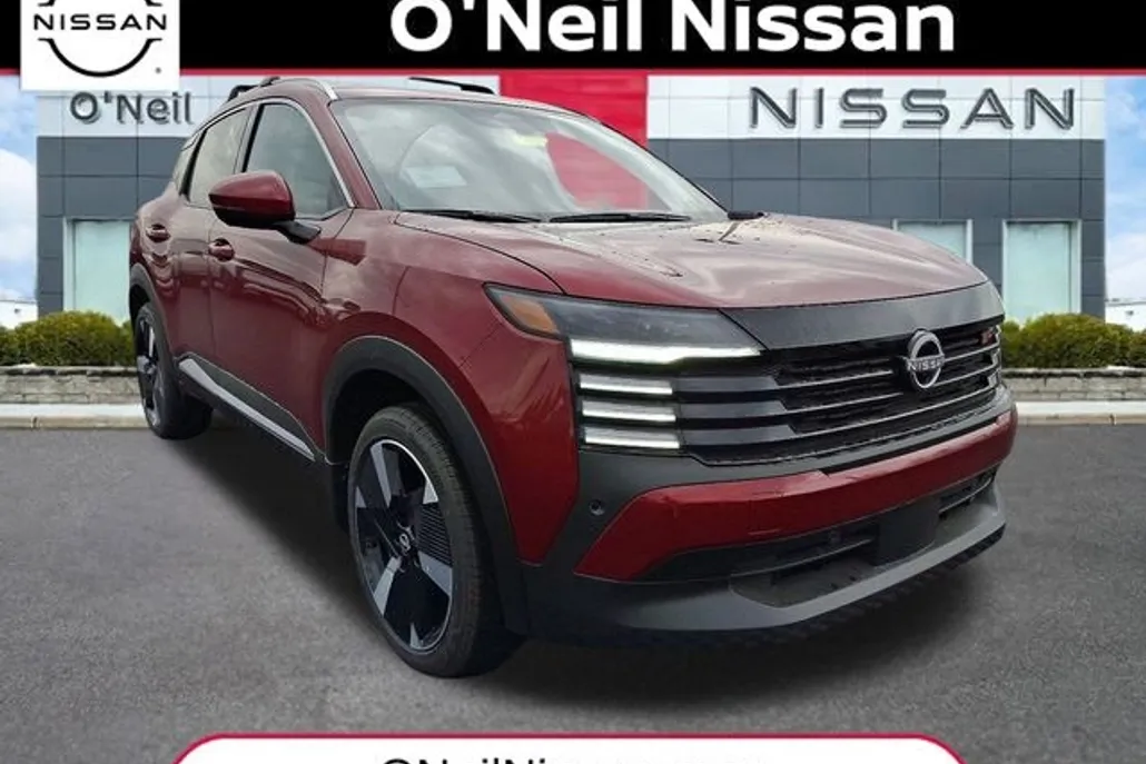 2025 Nissan Kicks SR photo 1