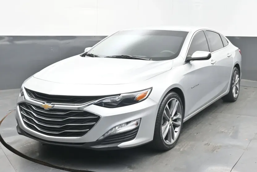 2022 Chevrolet Malibu 1LT photo 1