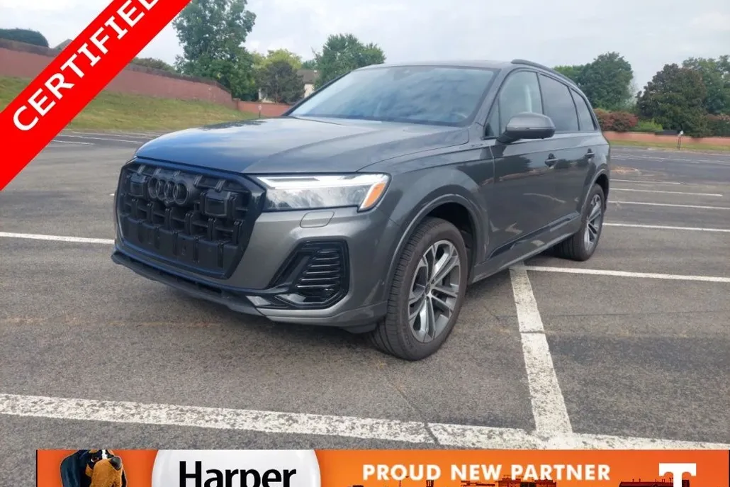 2025 Audi Q7 45 Premium Plus photo 1