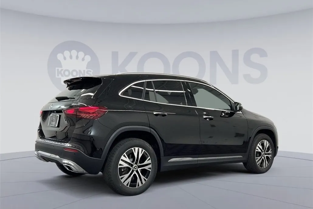 2025 Mercedes Benz GLA 250 photo 1