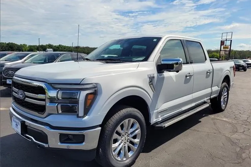2025 Ford F-150 Lariat photo 1