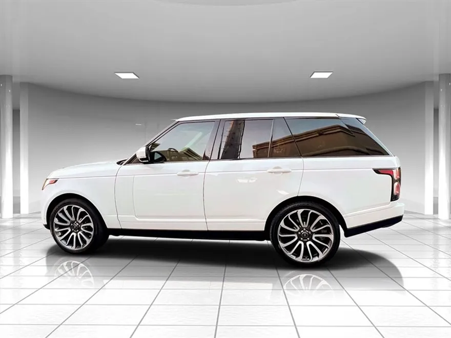 2018 Land Rover Range Rover SuperCharged photo 1