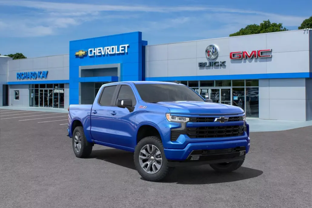 2025 Chevrolet Silverado photo 1