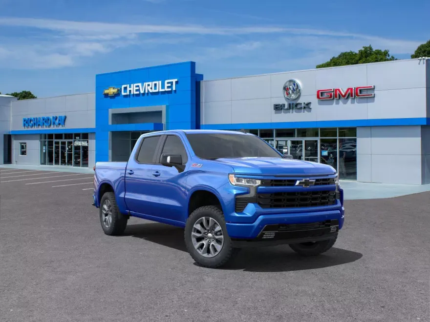 2025 Chevrolet Silverado photo 1