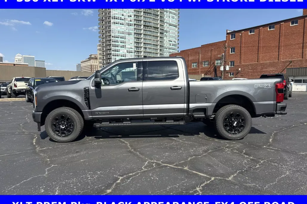2026 Ford F-350 XLT photo 1