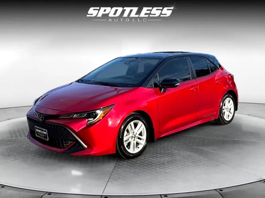 2022 Toyota Corolla SE photo 1