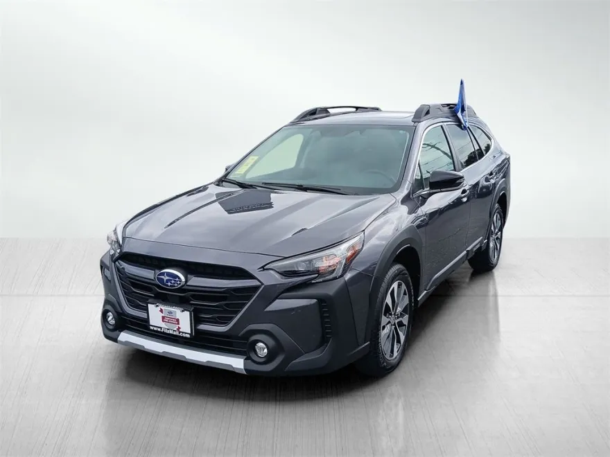 2025 Subaru Outback Limited photo 1