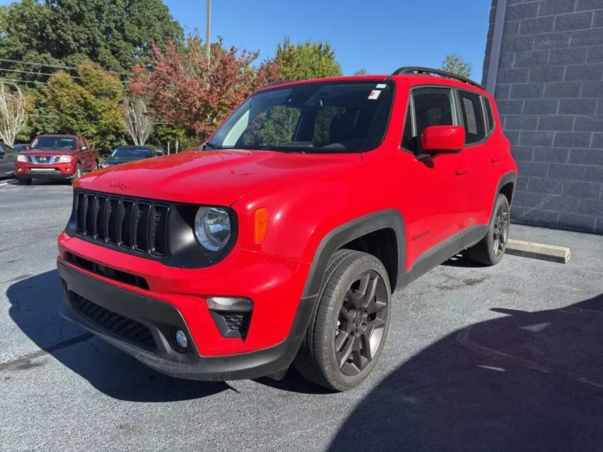 2022 Jeep Renegade Latitude photo 1
