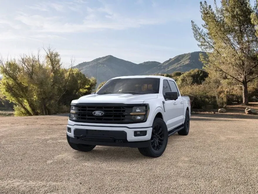 2025 Ford F-150 XLT photo 1