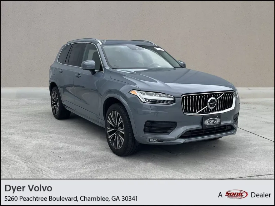 2022 Volvo XC90 T6 AWD Momentum photo 1