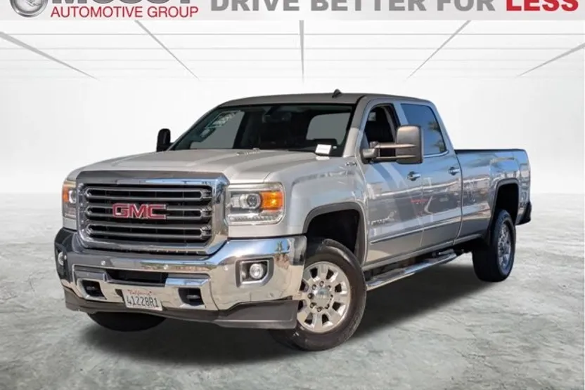 2015 Gmc Sierra SLT photo 1