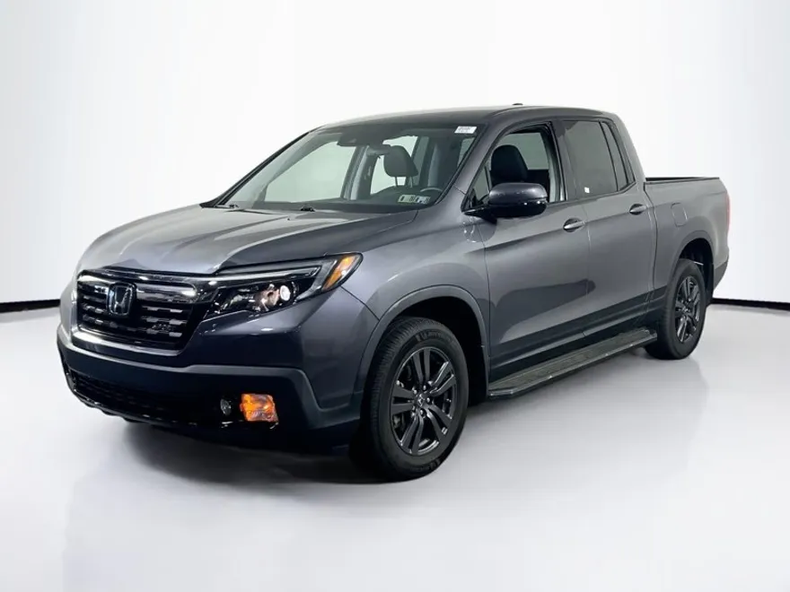 2020 Honda Ridgeline Sport photo 1