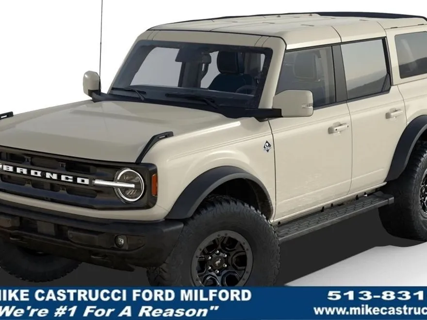 2025 Ford Bronco Outer Banks photo 1