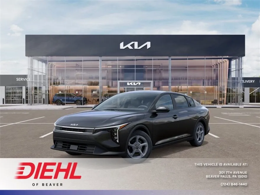 2025 Kia K4 LXS photo 1