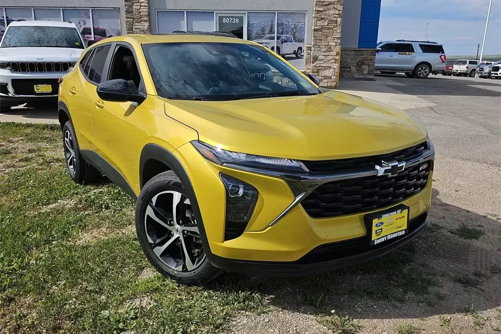 2025 Chevrolet Trax photo 1