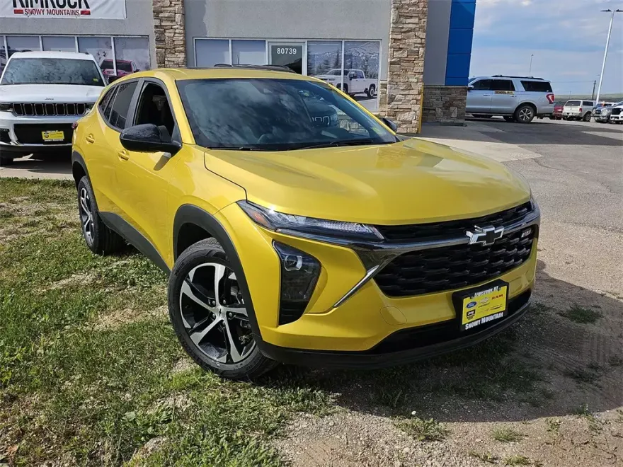 2025 Chevrolet Trax photo 1
