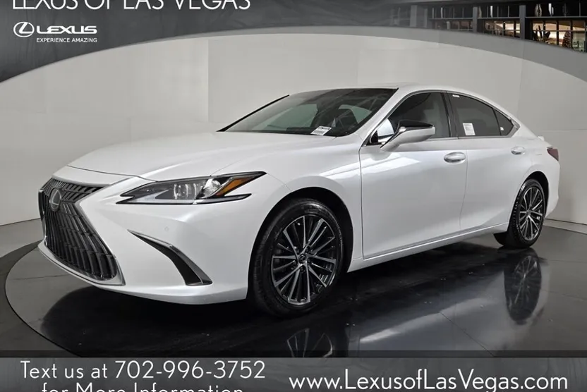 2025 Lexus ES 300h photo 1