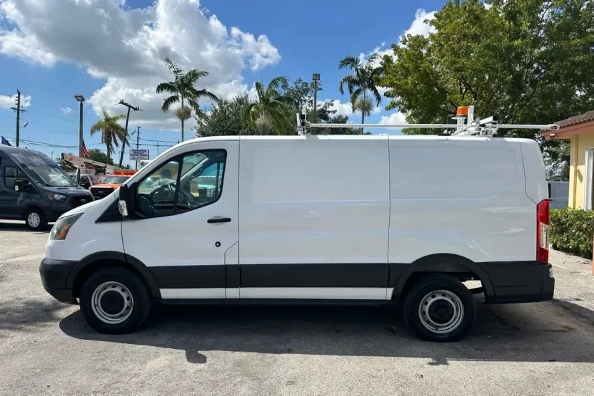 2016 Ford Transit Van photo 1