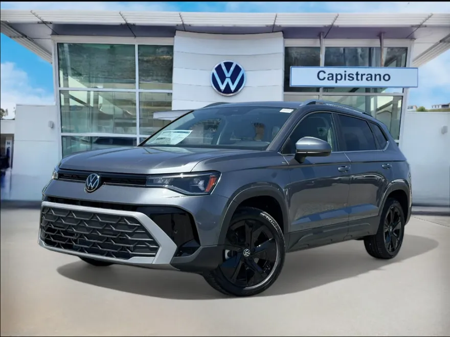 2025 Volkswagen Taos SE photo 1