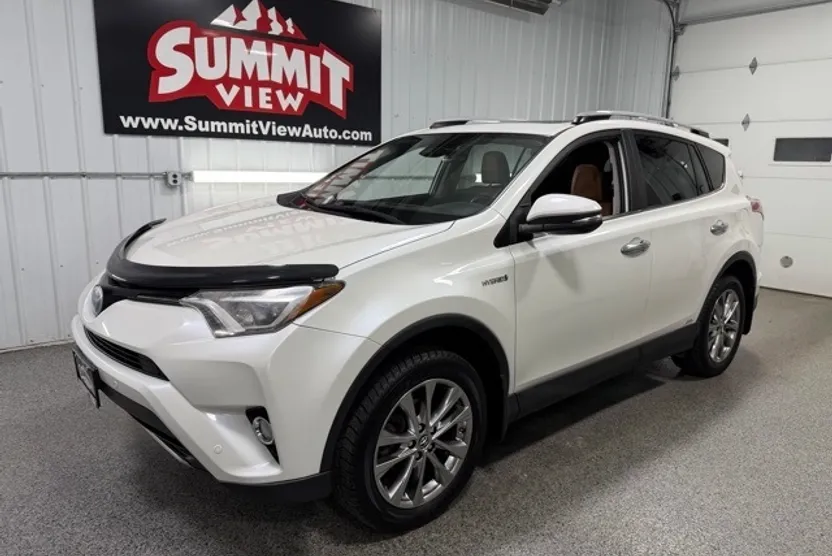 2017 Toyota RAV4 Hybrid Limited photo 1