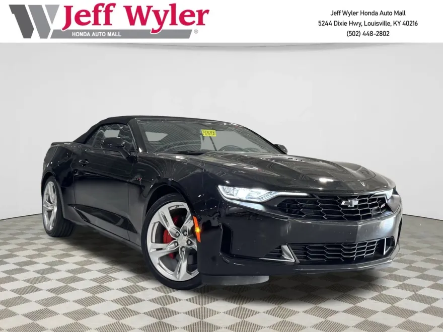 2023 Chevrolet Camaro LT1 photo 1