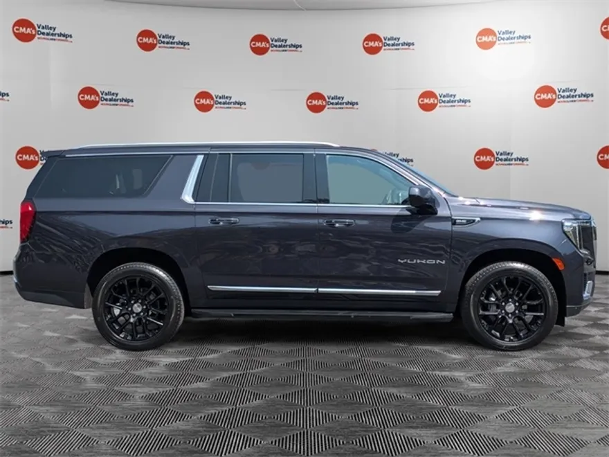 2023 Gmc Yukon XL SLT photo 1