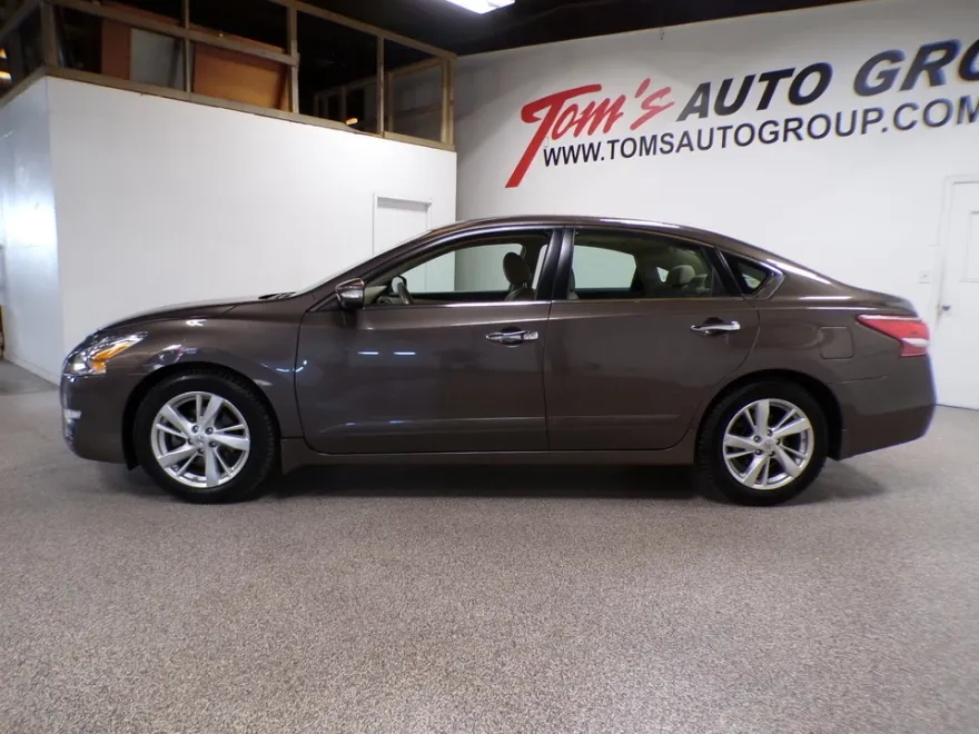 2013 Nissan Altima 2.5 SL photo 1