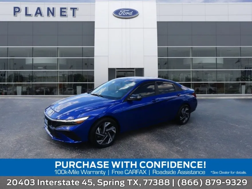 2025 Hyundai Elantra SEL photo 1