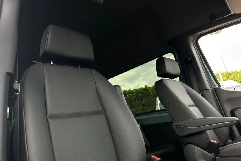 2026 Mercedes Benz Sprinter 2500 photo 1