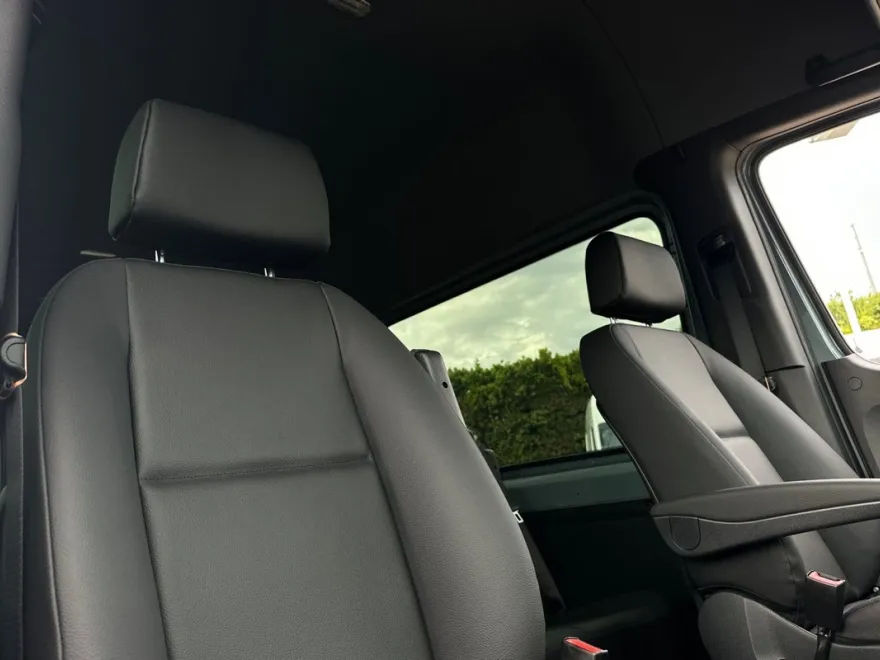 2026 Mercedes Benz Sprinter 2500 photo 1