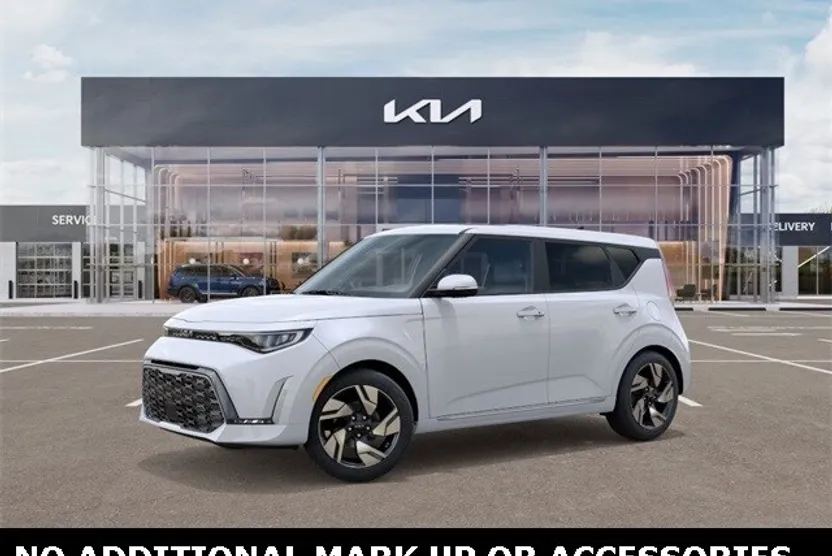 2025 Kia Soul GT-Line photo 1