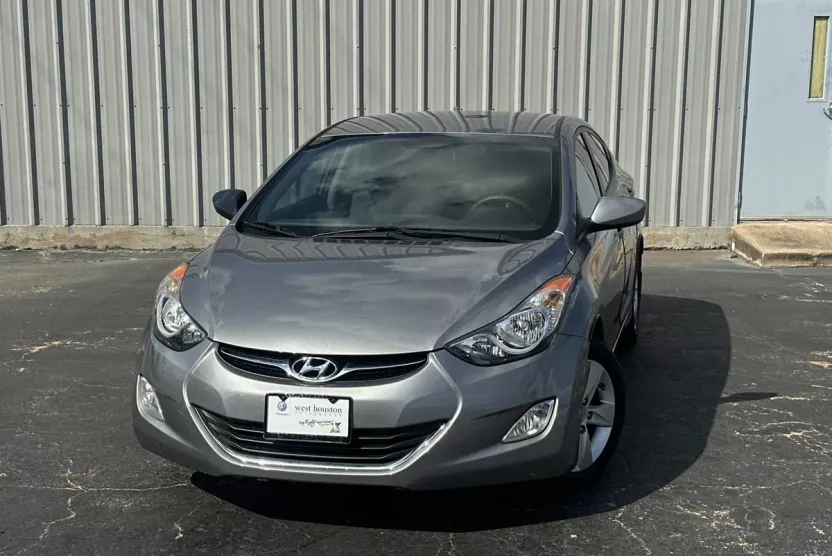 2013 Hyundai Elantra GLS Limited GS SE Tech photo 1