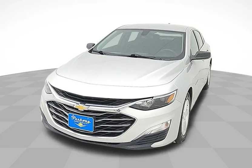 2020 Chevrolet Malibu LS photo 1