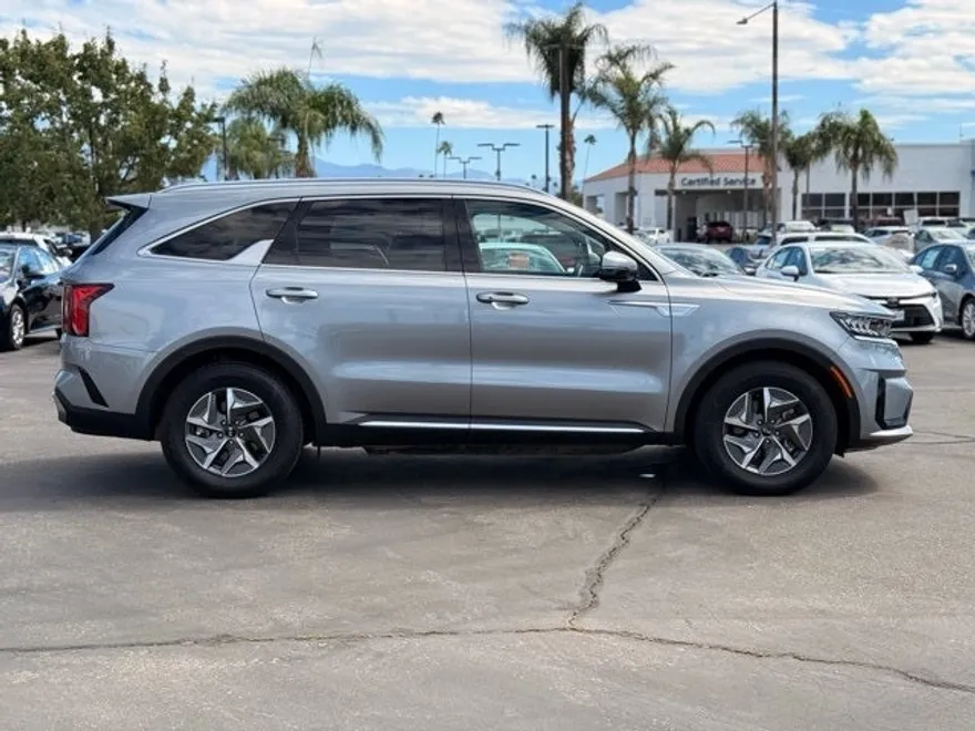 2021 Kia Sorento Hybrid EX photo 1
