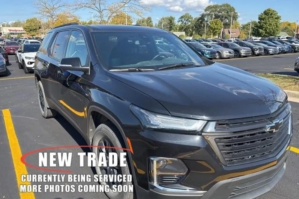 2022 Chevrolet Traverse Cloth photo 1