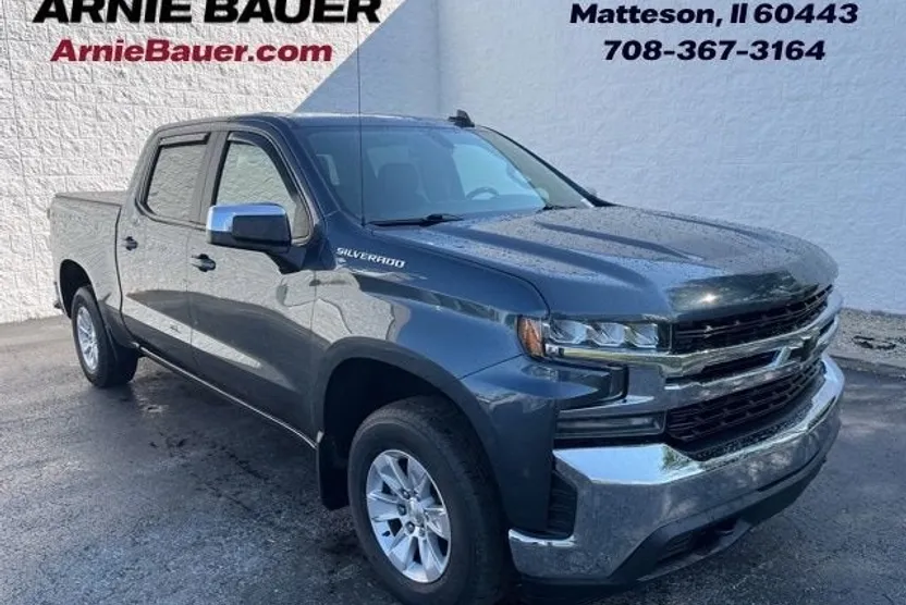 2019 Chevrolet Silverado 1500 LT photo 1
