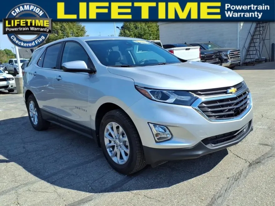 2021 Chevrolet Equinox LT photo 1