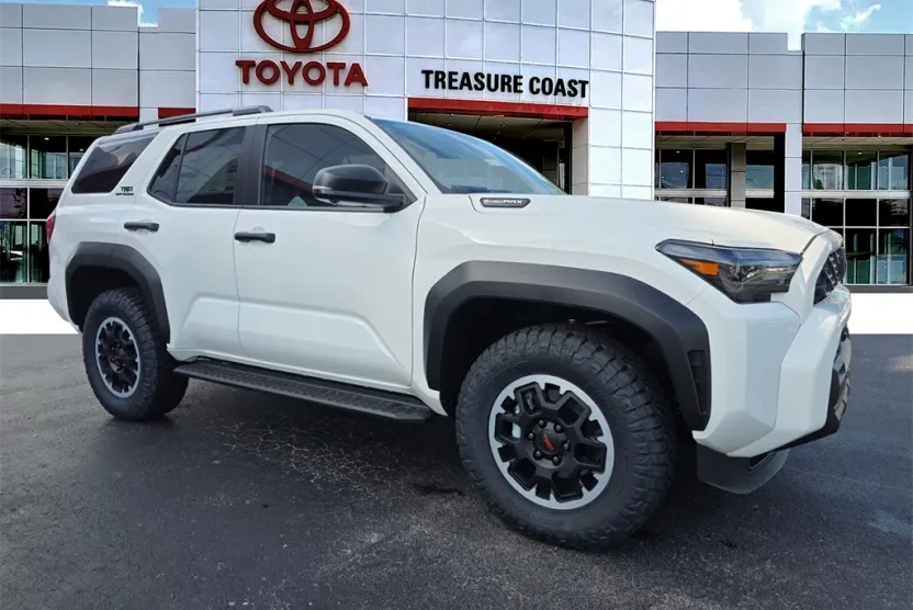 2025 Toyota 4Runner TRD Off-Road Premium photo 1