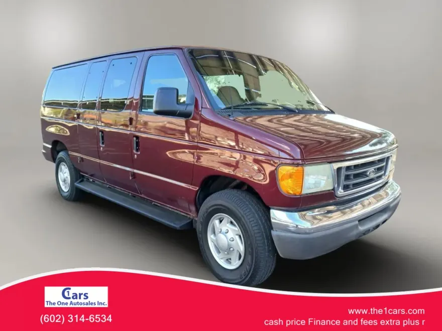 2007 Ford E-350 photo 1