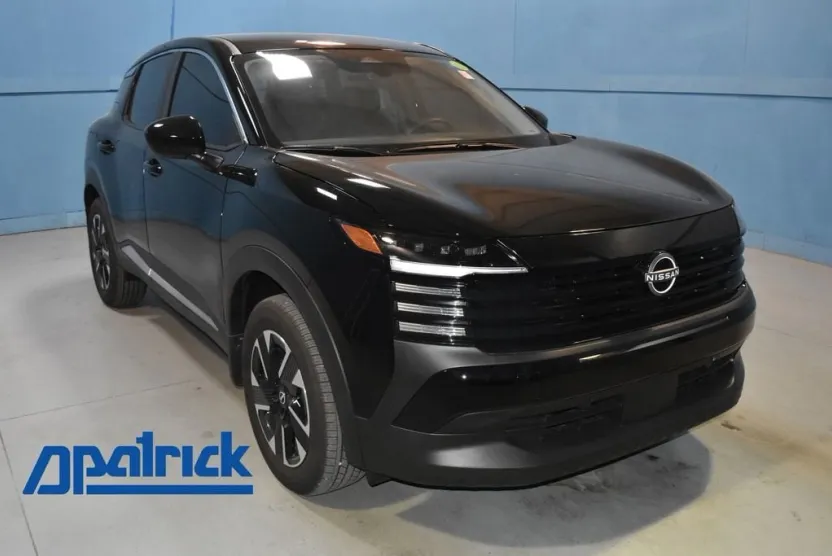 2025 Nissan Kicks SV photo 1