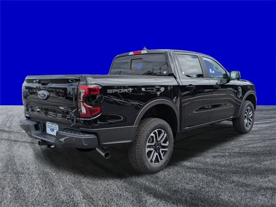 2025 Ford Ranger Lariat photo 1