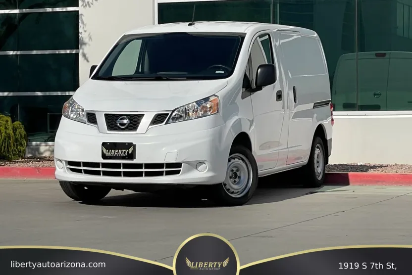 2020 Nissan NV200 S photo 1